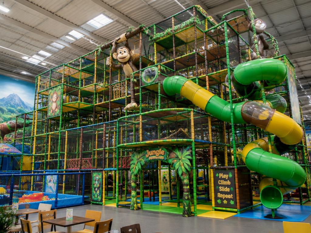 Monkey Island Hamburg: Riesiger Indoor-Spielpark
